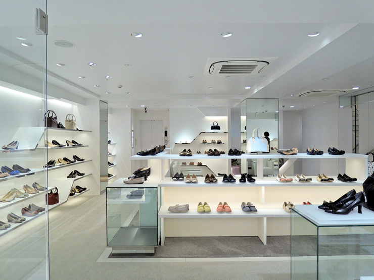 メイドインジャパンの靴を海外に適正な価格で販売する